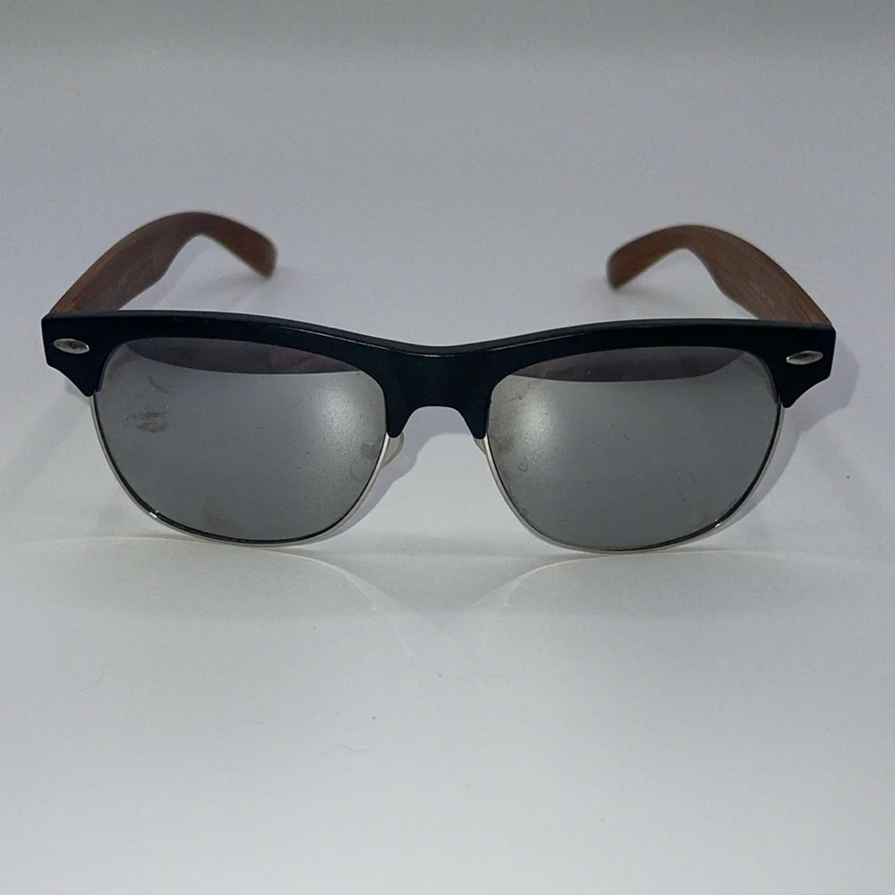 Gir sunglasses wood look temples